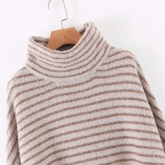 SOLD OUT - Picture 5 of 6